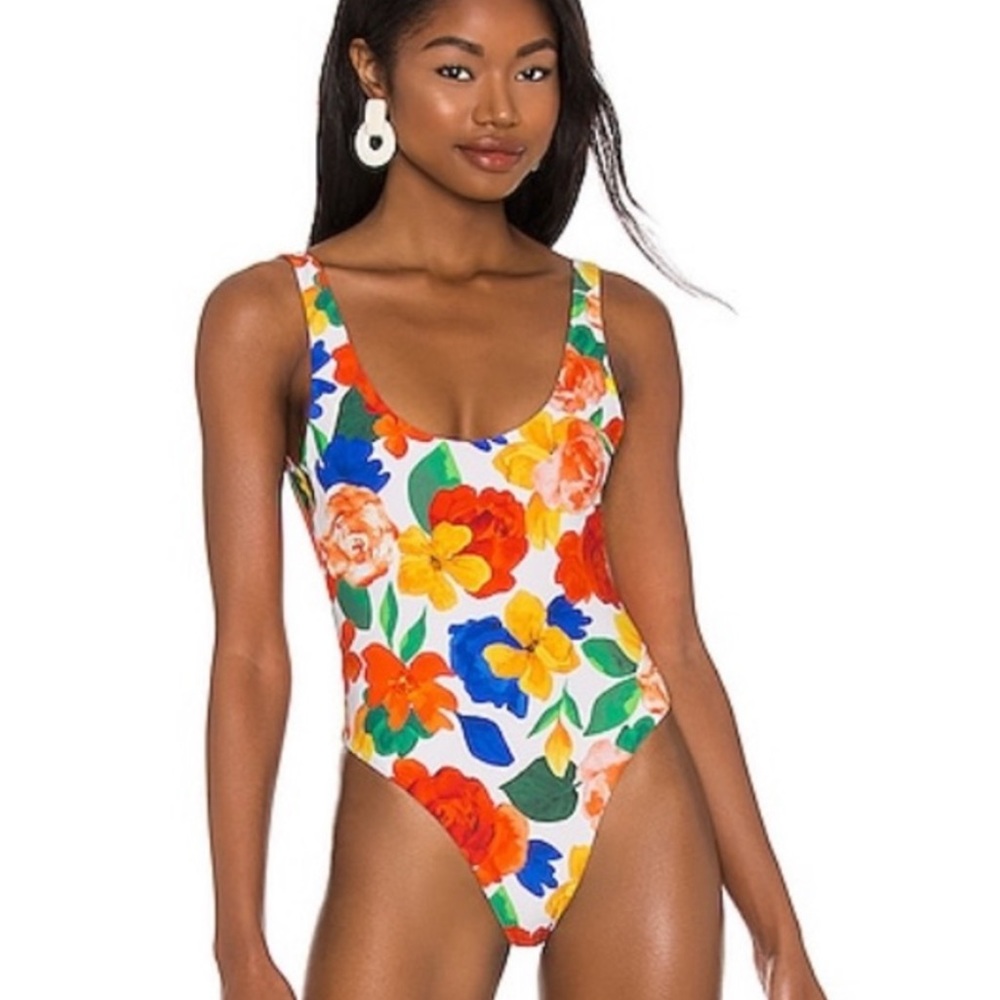 Weworewhat one piece scoop abstract floral